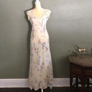 Vintage Cream Floral Cap Sleeve Maxi Dress